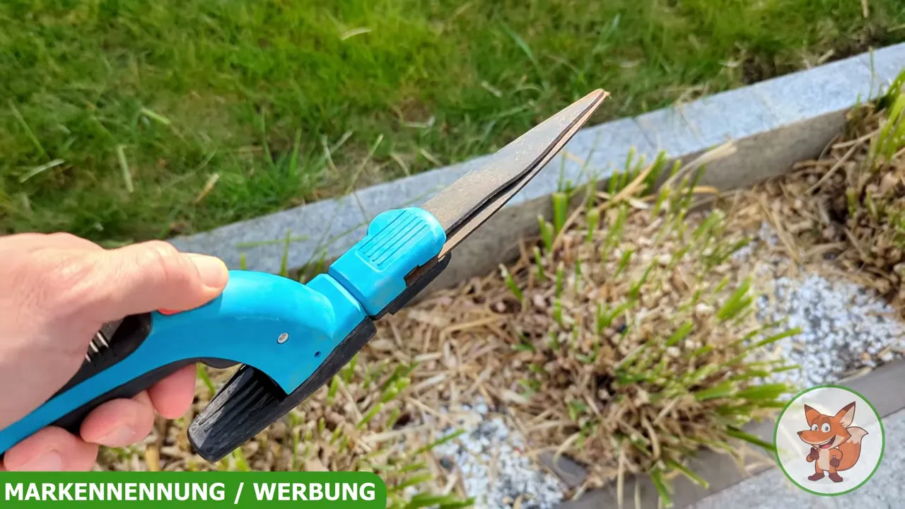 Ich finde, der ergonomische Griff liegt bei der Gartenarbeit hervorragend und sicher in der Hand.