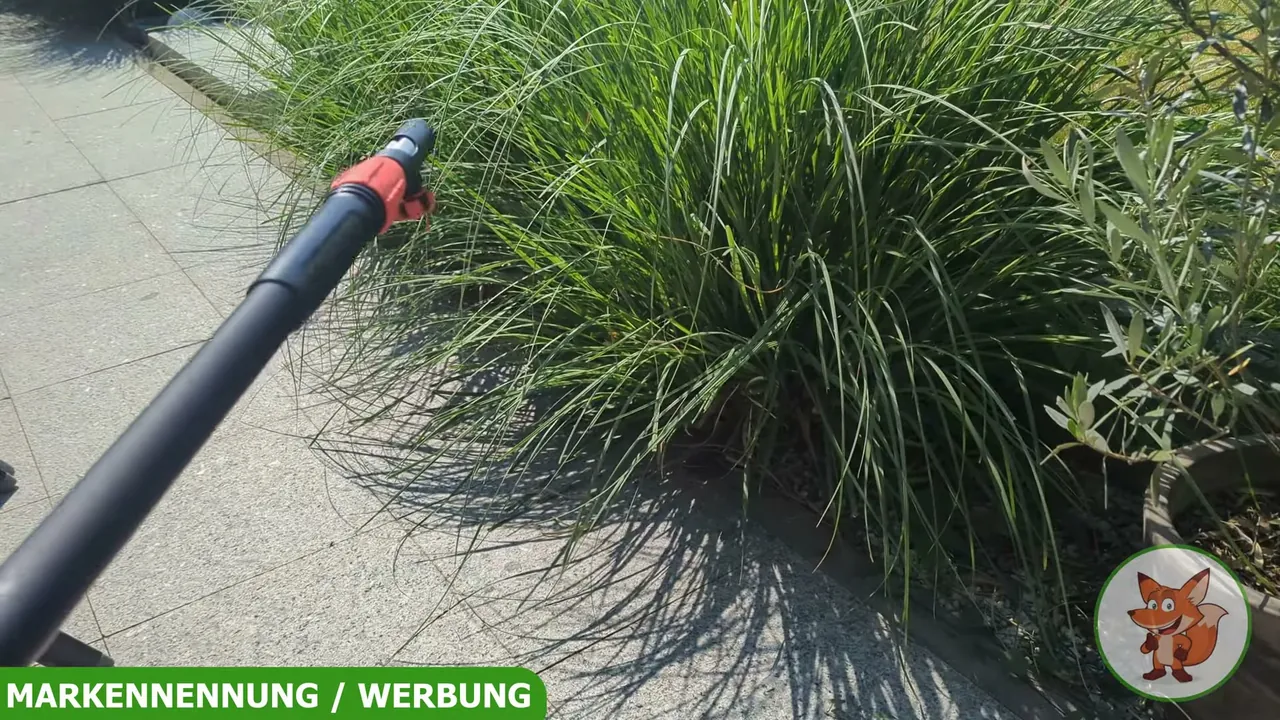 Aus meiner Sicht ist die combisystem-Aufnahme extrem praktisch, da sie auf fast alle Gardena-Geräteköpfe passt.